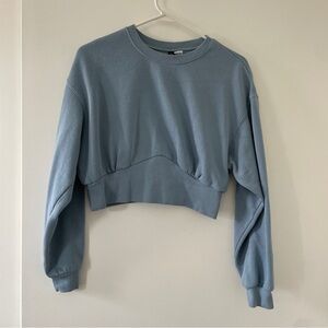 H&M Cropped Crewneck Sweatshirt - Dusty Blue